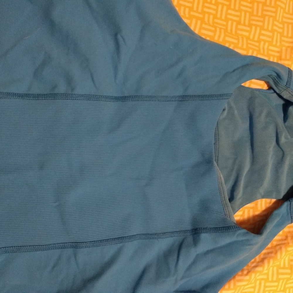 Lululemon light blue work out top